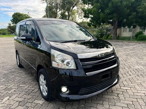 2009 TOYOTA NOAH FOR SALE 