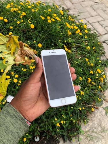 iphone 7plain Used