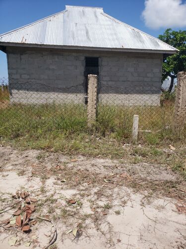 Kiwanja kipo kigamboni buyuni 