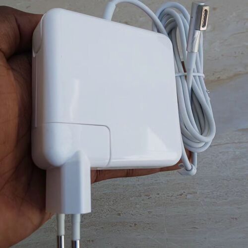 Brand New apple MacBook Charge