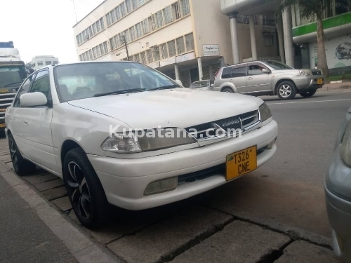 Toyota Carina inauzwa bei nafuu