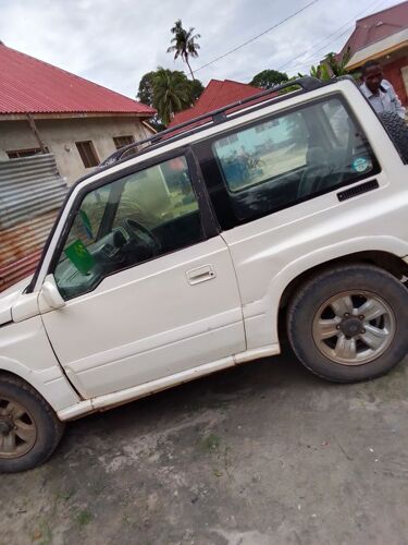 SUZUKI ESCUDO 