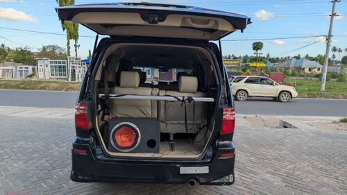 Toyota alphad qaliii mnoo