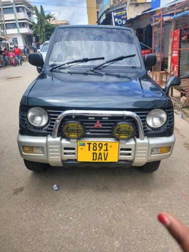 Mitsubishi pajero