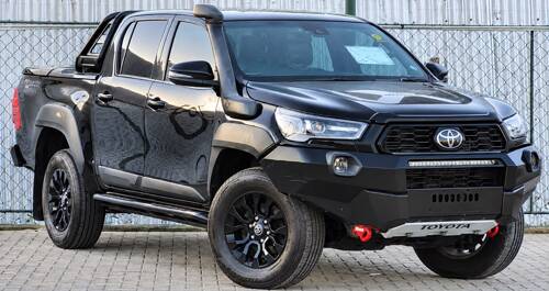  HILUX DOUBLE CABIN 