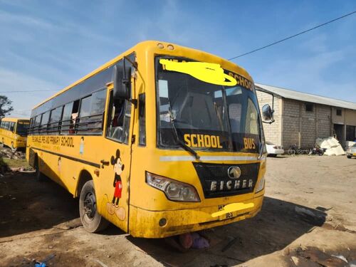 EICHER SCHOOL BUS 