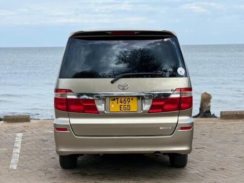 Toyota alphard 