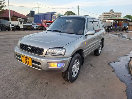 NAUZA TOYOTA RAV4 