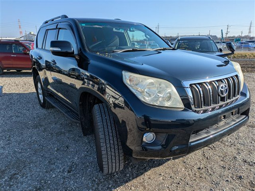 TOYOTA : LANDCRUISER PRADO