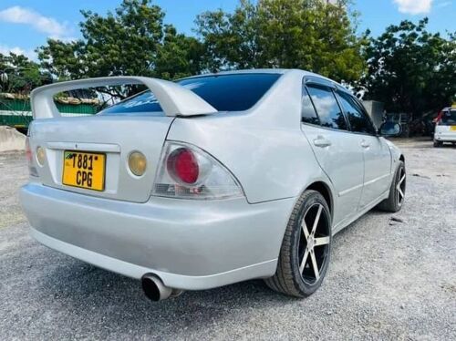 TOYOTA  ALTEZZA YAMAHA