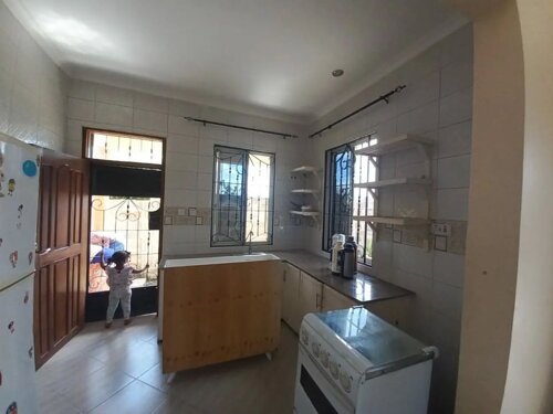 HOUSE FOR RENT