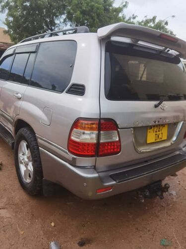 Landcruiser vx amazon 