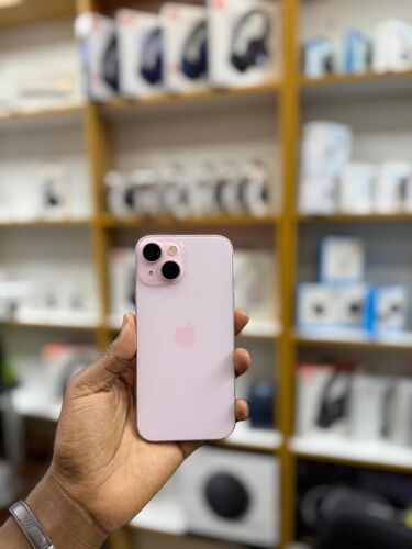 iPhone 15Plain Gb 128