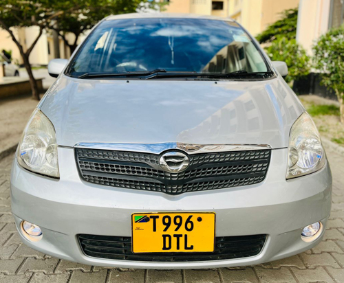 2005 TOYOTACOROLLA SPACIO