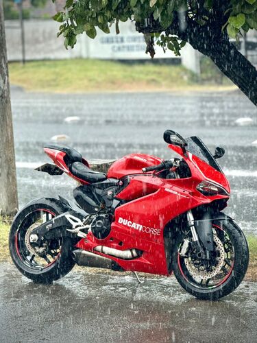 Ducati Panigale Superbike 