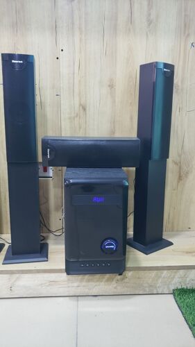 Home tech sabwoofer speak 3