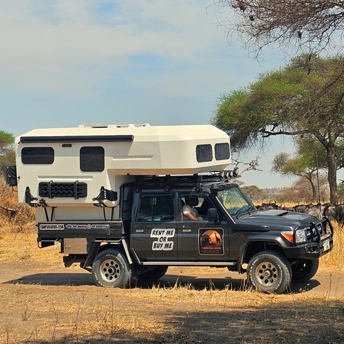 TOYOTA LAND CRUISER + CAMPER