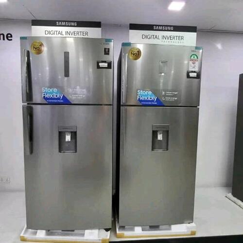 SAMSUNG REFRIGERATOR RT67