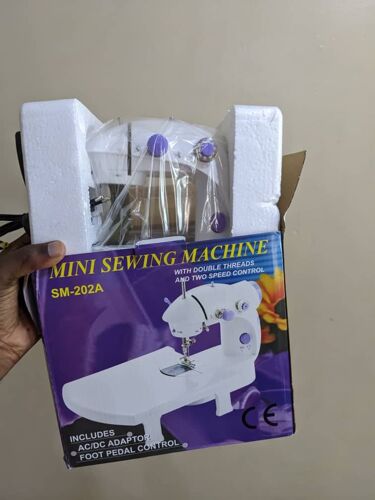 Cherehani ndogo ya umeme