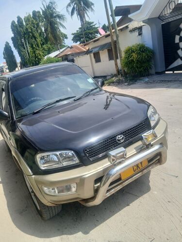 Nauza Toyota  Rav4