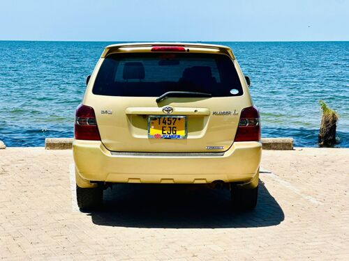 Toyota kluger 