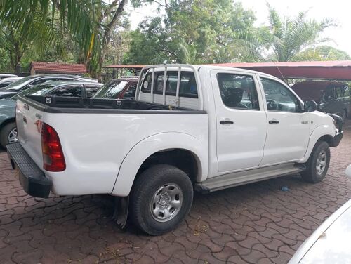 Hilux double cabin Pickup 2kd 