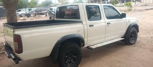 Nissani hardbody