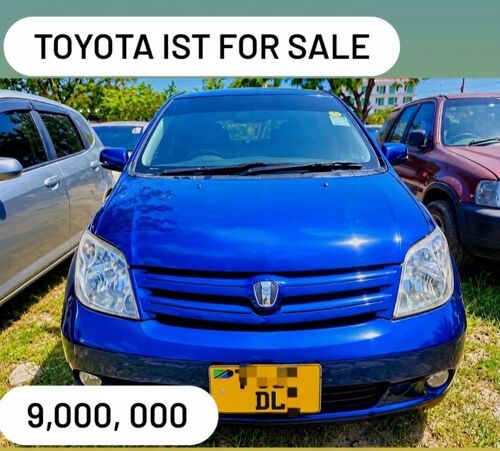 Toyota Ist namba DL