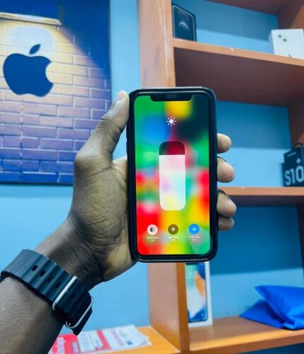 IPHONE 11IPHAIN GB64 FACE ID 