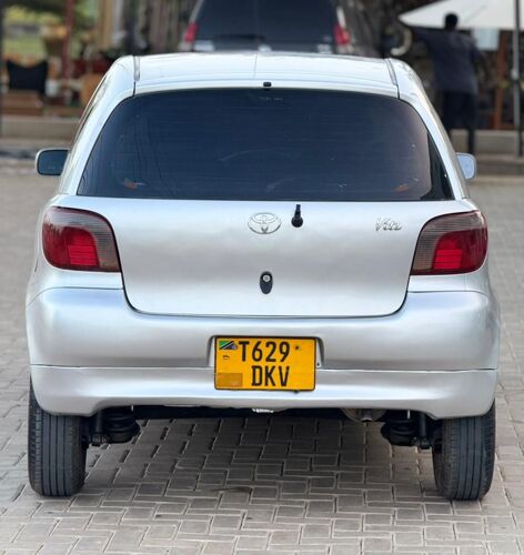 Vitz old model Piston 4