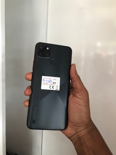 Realme C21y