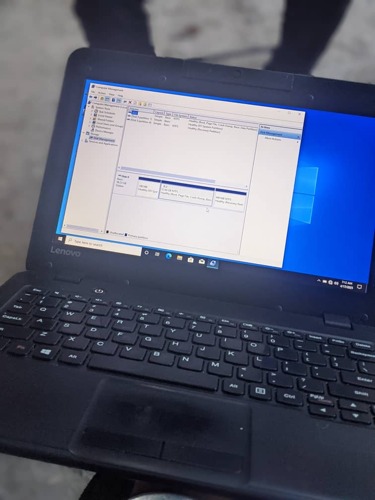 Lenovo laptop 