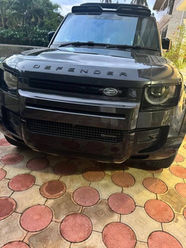 2022 Land Rover Defender 350m