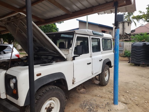 Land Rover Defender 2001