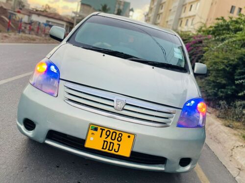 Toyota Raum