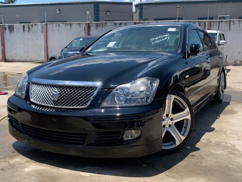NAUZA TOYOTA CROWN ATHLETE 