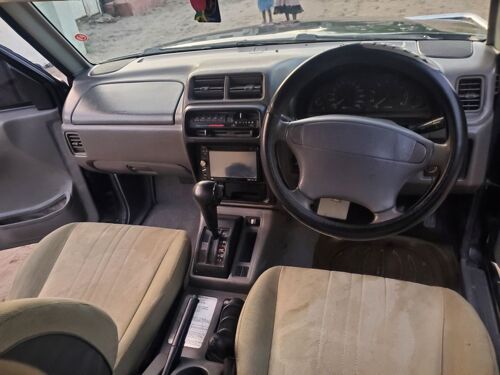 Suzuki Escudo 