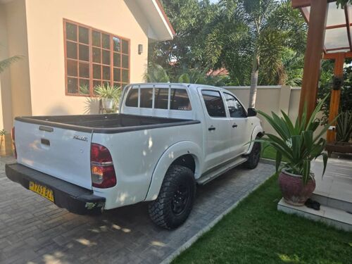 Hilux Double cabin Pickup 2kd