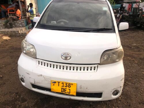 Toyota porte for sell