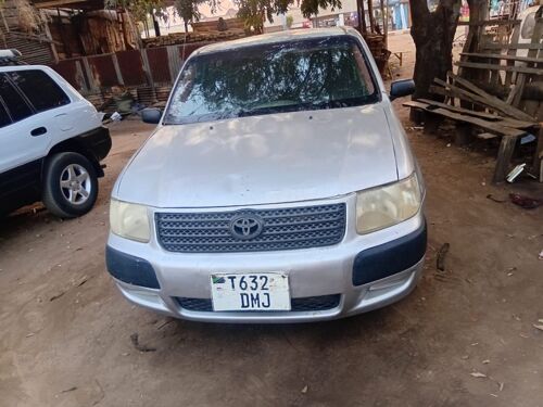Toyota succeed 