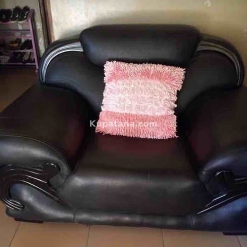 Sofa Inauzwa 