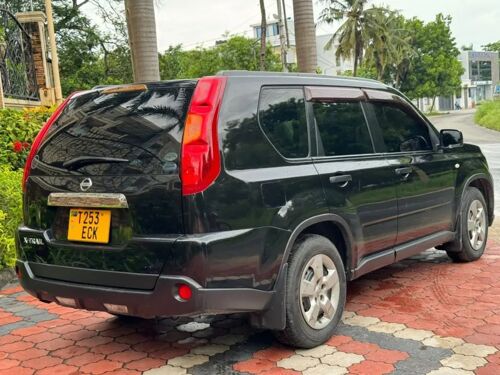 NISSAN X-TRAIL  NEWMODEL ECK