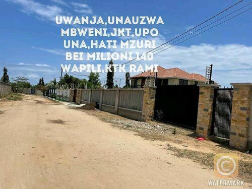 UWANJA UNAUZWA MBWENI JKT