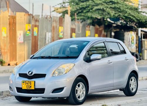Toyota vitz lipa kdg kdg 