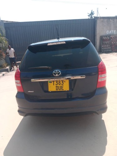 NAUZA TOYOTA WISH 