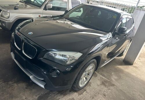 Inauzwa BMW X1 