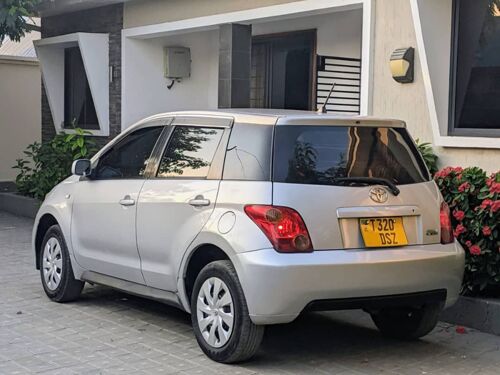 Toyota Ist