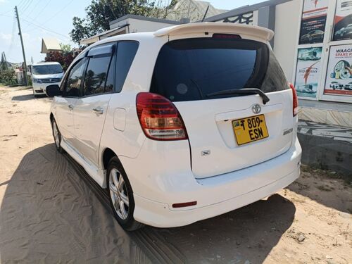 Toyota Spacio Nzuri Cc1490 