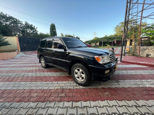LANDCRUISER AMAZON