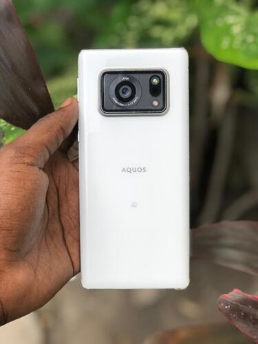 AQUOS R6 ROM 128GB